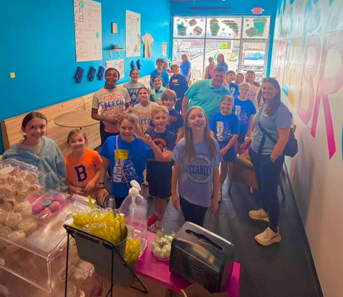 School group visiting Kofee Broz for a bakery field trip